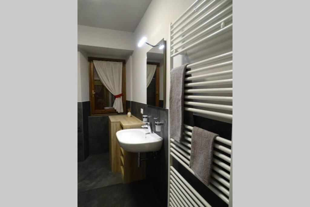 Ferrari'S: Bright Apartment With Magnificent View Chiesa in Valmalenco Luaran gambar